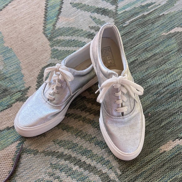 Keds Metallic Silver Lace-Up Sneakers - Picture 1 of 4